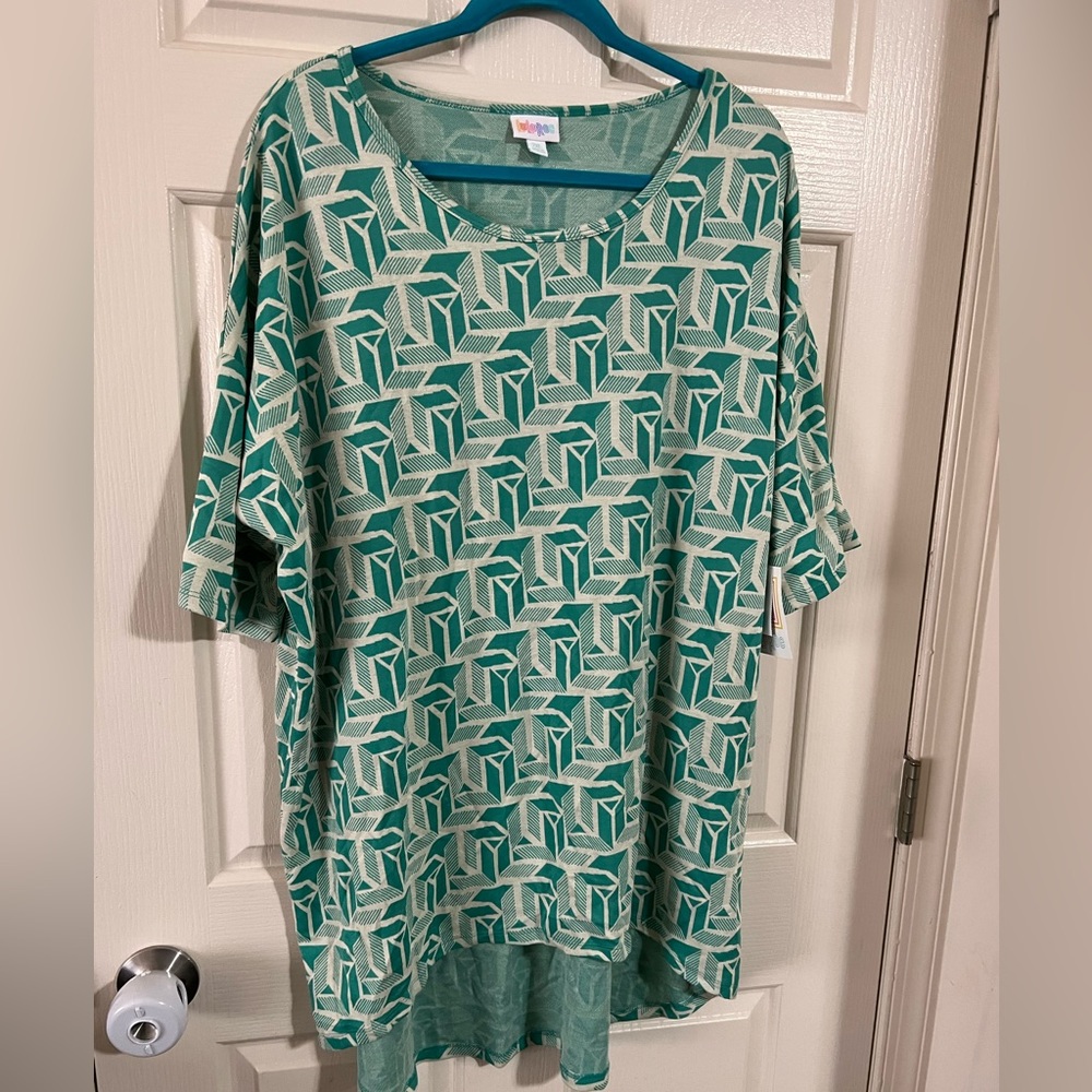 NWT Lularoe Irma Top